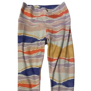 bleacher stripe lululemon leggings